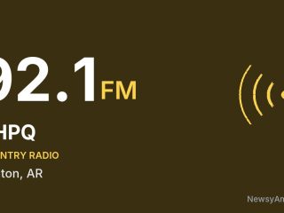 KHPQ 92.1 FM, Clinton, AR