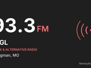 KIGL 93.3 FM, Seligman, MO