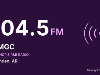 KMGC 104.5 FM, Camden, AR