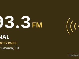 KNAL 93.3 FM, Port Lavaca, TX