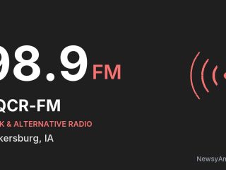 KQCR-FM 98.9 FM, Parkersburg, IA