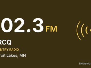 KRCQ 102.3 FM, Detroit Lakes, MN