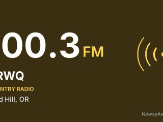 KRWQ 100.3 FM, Gold Hill, OR