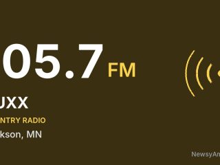 KUXX 105.7 FM, Jackson, MN
