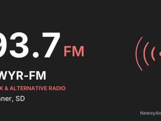 KWYR-FM 93.7 FM, Winner, SD