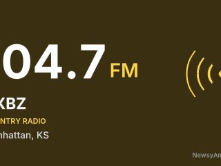 KXBZ 104.7 FM, Manhattan, KS
