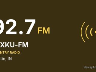 WXKU-FM 92.7 FM, Austin, IN